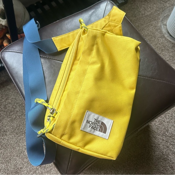The North Face Handbags - The North Face Front Crossbody Fanny Pack Bag